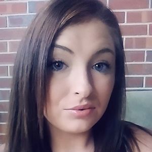 Meet your Posher, Kiala